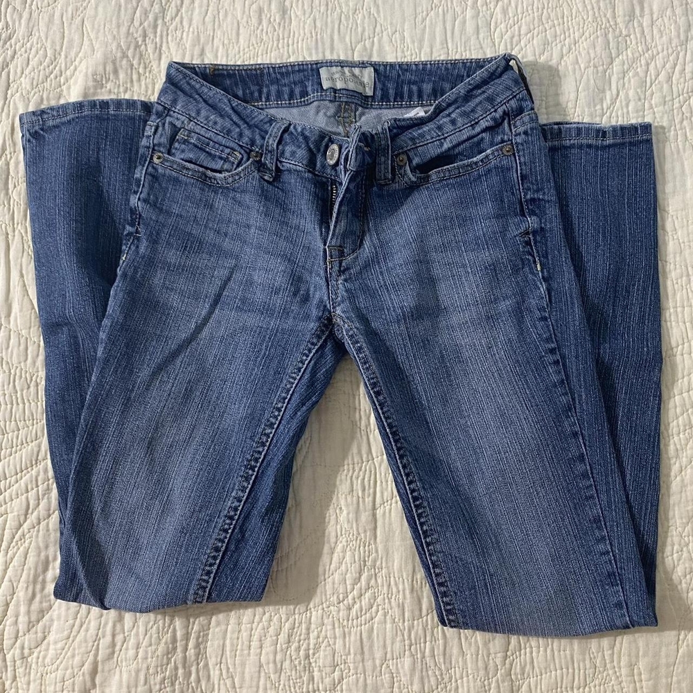 Aeropostale Women's Skinny Jeans in Classic Blue